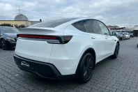 Tesla Model Y din 2025 cu 14.800 km - oferta TES210236 - foto 4