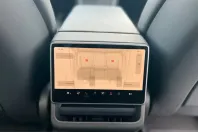 Tesla Model Y din 2025 cu 14.800 km - oferta TES210236 - foto 11