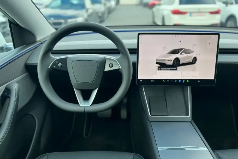 Tesla Model Y din 2025 cu 14.800 km - oferta TES210236 - foto 19