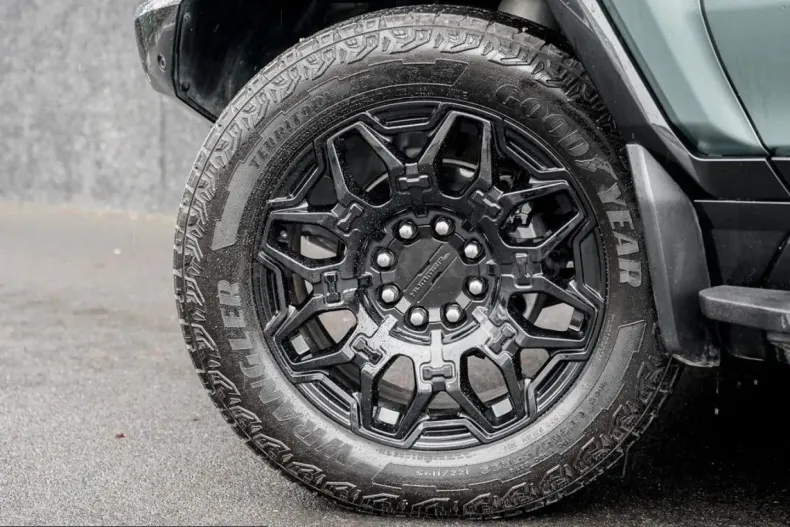 GMC Hummer din 2024 cu 3.900 km - oferta GMC210242 - foto 35