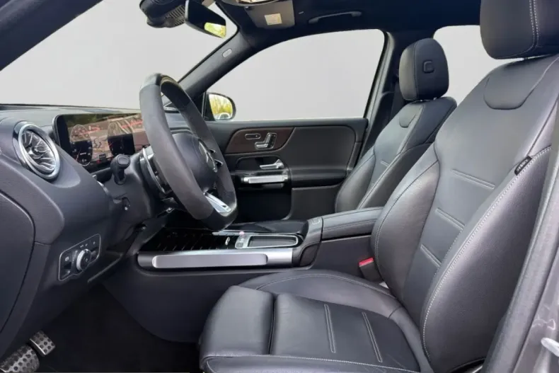 Mercedes-Benz GLB 35 AMG (Clasa GLB) din 2025 cu 15.855 km - oferta MER210243 - foto 12