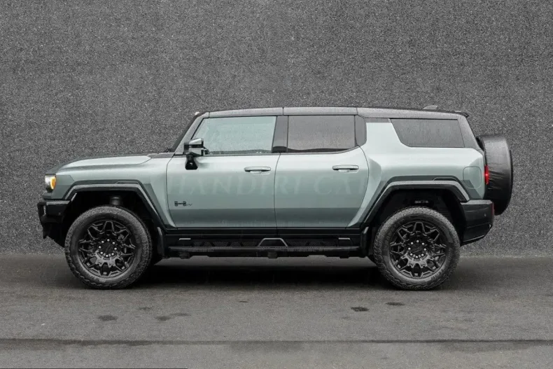 GMC Hummer din 2024 cu 3.900 km - oferta GMC210245 - foto 8