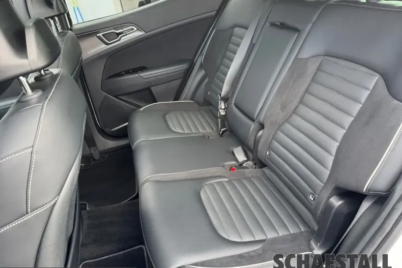 Kia Sportage din 2023 cu 72.856 km - oferta KIA210246 - foto 14