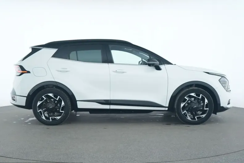 Kia Sportage din 2023 cu 18.961 km - oferta KIA210253 - foto 4