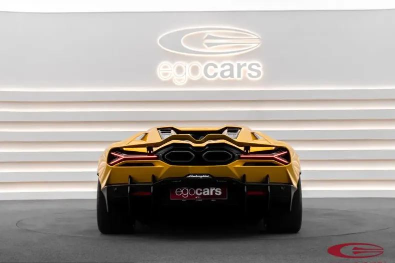 Lamborghini Revuelto din 2024 cu 5.000 km - oferta LAM210254 - foto 7