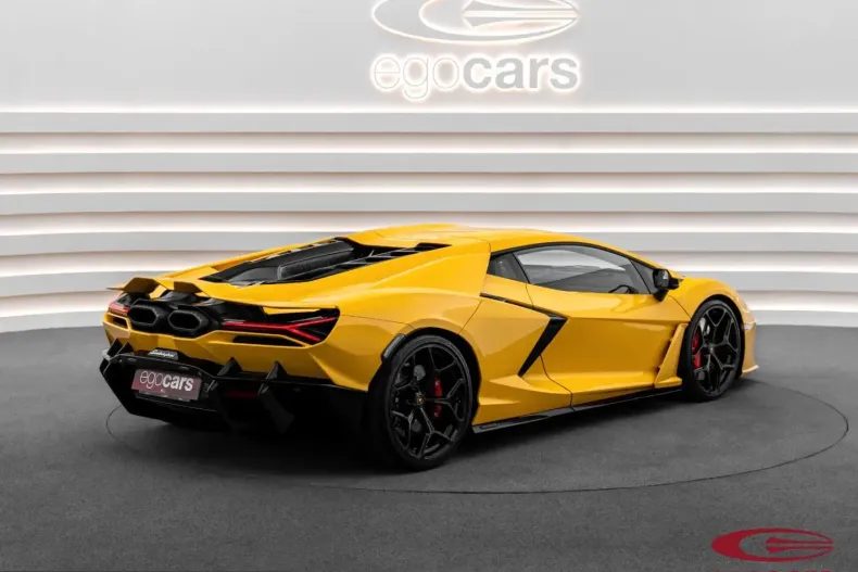 Lamborghini Revuelto din 2024 cu 5.000 km - oferta LAM210254 - foto 8