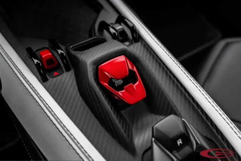 Lamborghini Revuelto din 2024 cu 5.000 km - oferta LAM210254 - foto 20