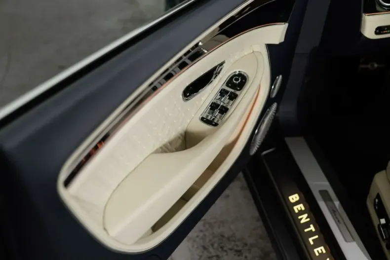 Bentley Continental din 2024 cu 4.251 km - oferta BEN210255 - foto 40