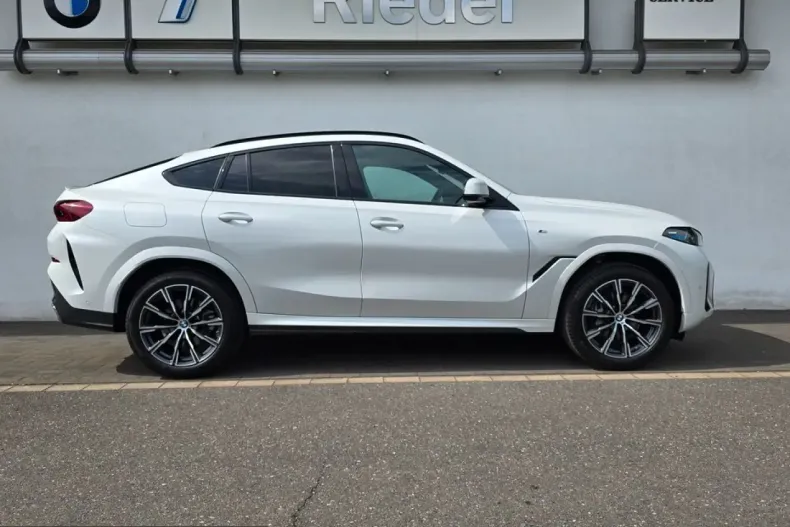 BMW X6 (Seria X) din 2025 cu 23.499 km - oferta BMW210258 - foto 2