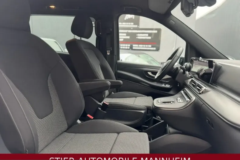 Mercedes-Benz V 300 (Clasa V) din 2024 cu 27.500 km - oferta MER210265 - foto 11