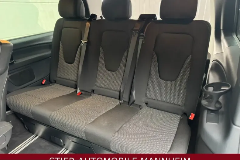 Mercedes-Benz V 300 (Clasa V) din 2024 cu 27.500 km - oferta MER210265 - foto 14