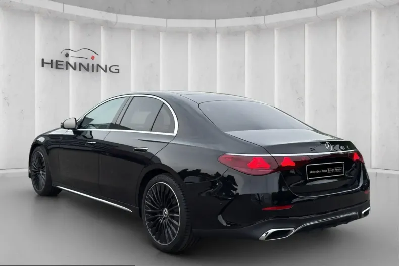 Mercedes-Benz E 220 (Clasa E) din 2024 cu 25.346 km - oferta MER210270 - foto 3