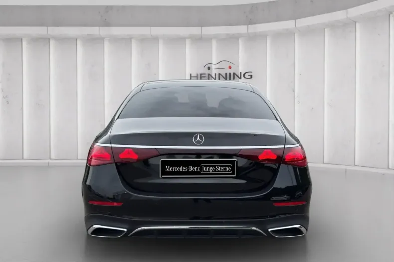 Mercedes-Benz E 220 (Clasa E) din 2024 cu 25.346 km - oferta MER210270 - foto 4