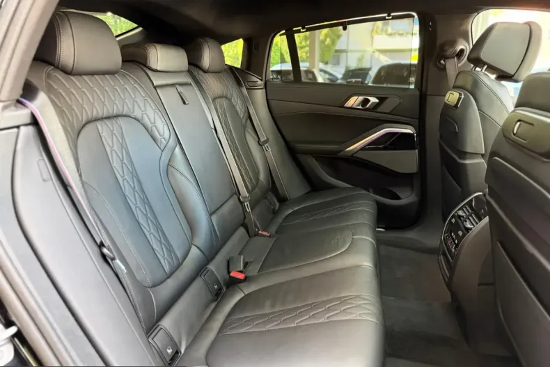 BMW X6 (Seria X) din 2024 cu 70.505 km - oferta BMW210273 - foto 25