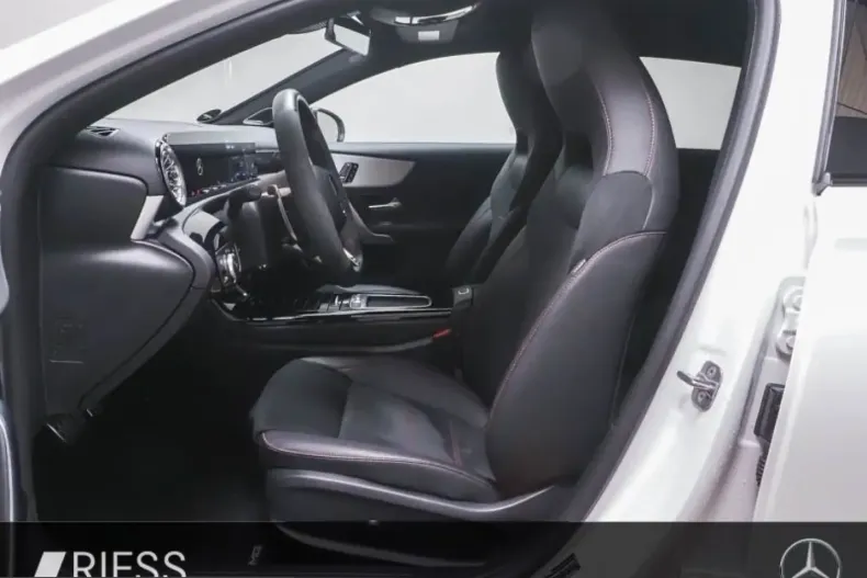Mercedes-Benz A 45 AMG (Clasa A) din 2024 cu 10.006 km - oferta MER210277 - foto 5