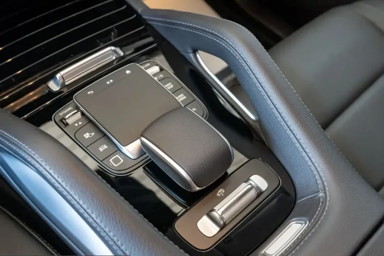 Mercedes-Benz GLE 350 (Clasa GLE) din 2024 cu 29.918 km - oferta MER210288 - foto 15