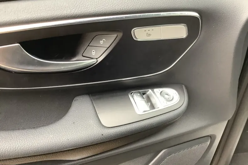 Mercedes-Benz V 250 (Clasa V) din 2025 cu 11.884 km - oferta MER210290 - foto 15