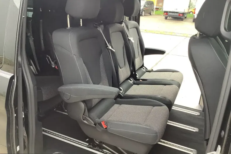 Mercedes-Benz V 250 (Clasa V) din 2025 cu 11.884 km - oferta MER210290 - foto 28