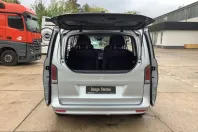 Mercedes-Benz V 300 (Clasa V) din 2025 cu 12.297 km - oferta MER210292 - foto 11