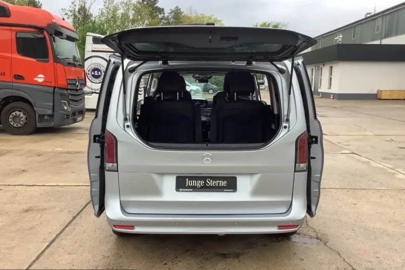Mercedes-Benz V 300 (Clasa V) din 2025 cu 12.297 km - oferta MER210292 - foto 11