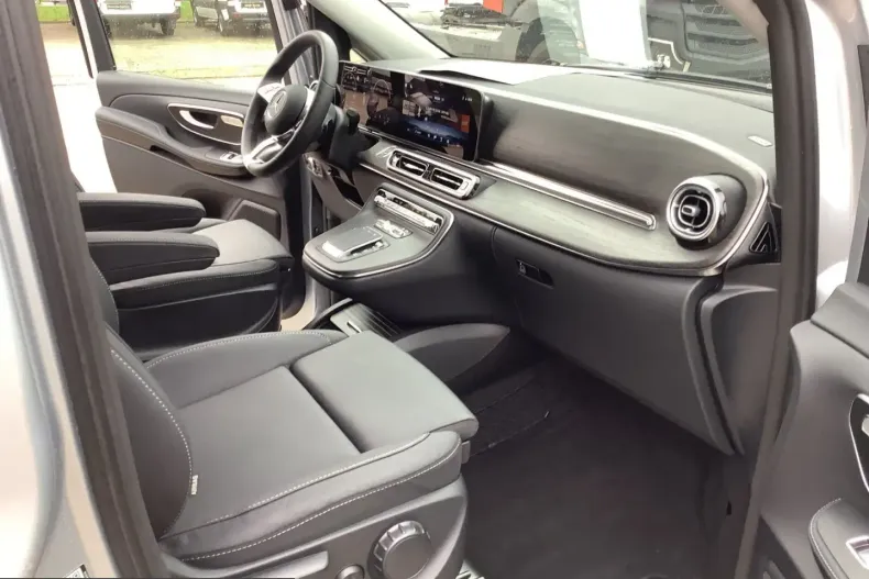 Mercedes-Benz V 300 (Clasa V) din 2025 cu 12.297 km - oferta MER210292 - foto 15