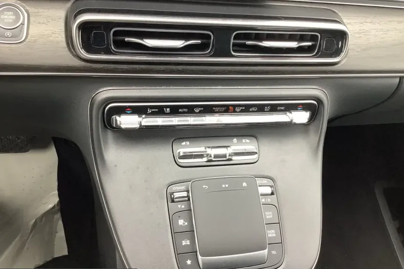 Mercedes-Benz V 300 (Clasa V) din 2025 cu 12.297 km - oferta MER210292 - foto 24