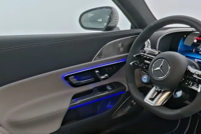 Mercedes-Benz AMG GT (Clasa GT) din 2025 cu 3.020 km - oferta MER210293 - foto 9