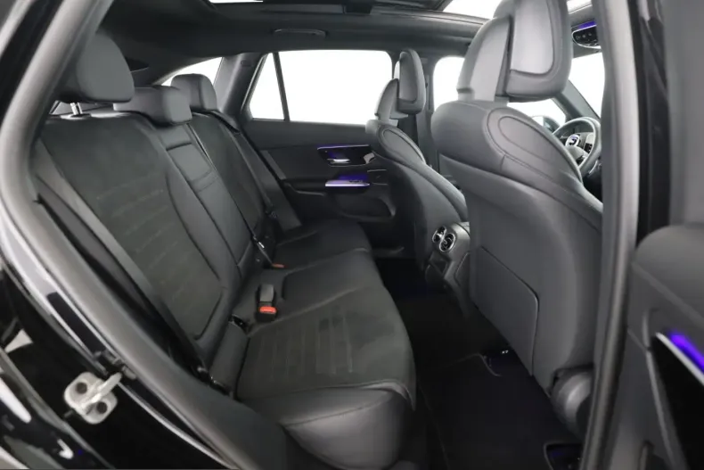 Mercedes-Benz GLC 200 (Clasa GLC) din 2025 cu 10.452 km - oferta MER210294 - foto 14