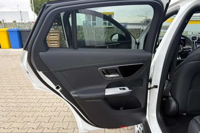 Mercedes-Benz GLC 220 (Clasa GLC) din 2025 cu 6.000 km - oferta MER210295 - foto 28
