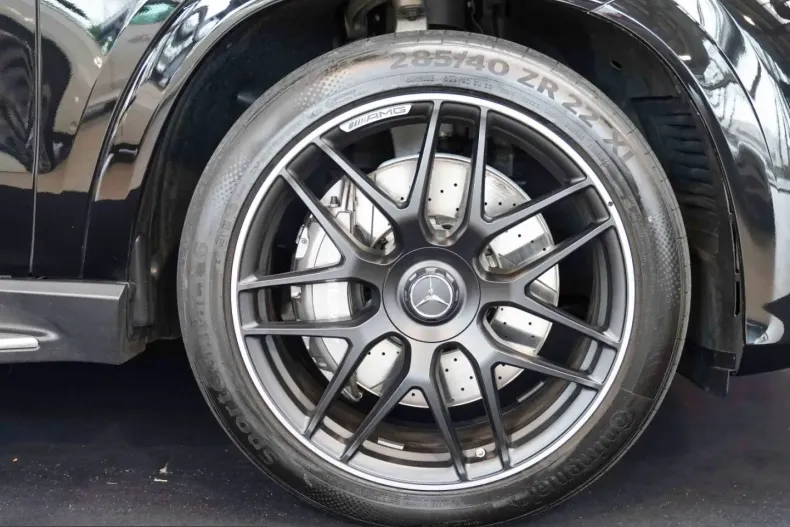Mercedes-Benz GLE 63 AMG (Clasa GLE) din 2025 cu 9.636 km - oferta MER210304 - foto 2