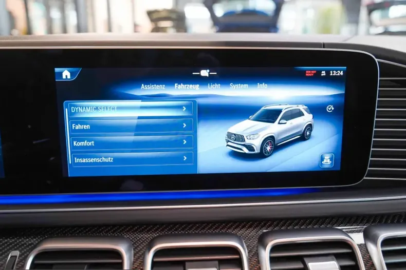 Mercedes-Benz GLE 63 AMG (Clasa GLE) din 2025 cu 9.636 km - oferta MER210304 - foto 25