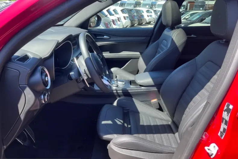 Alfa Romeo Stelvio din 2024 cu 22.700 km - oferta ALF210305 - foto 7