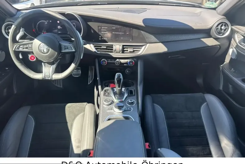 Alfa Romeo Giulia din 2025 cu 2.480 km - oferta ALF210307 - foto 10