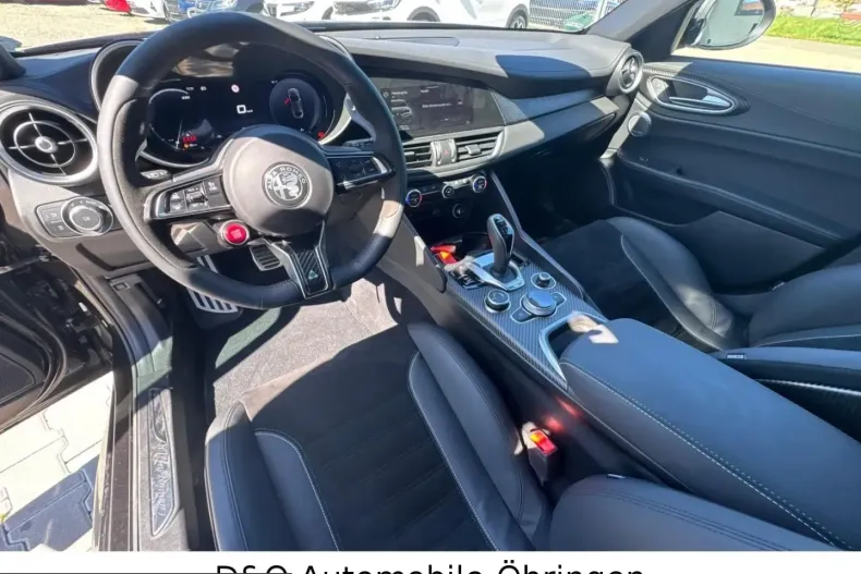 Alfa Romeo Giulia din 2025 cu 2.480 km - oferta ALF210307 - foto 11