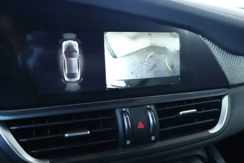 Alfa Romeo Giulia din 2024 cu 26.755 km - oferta ALF210308 - foto 18