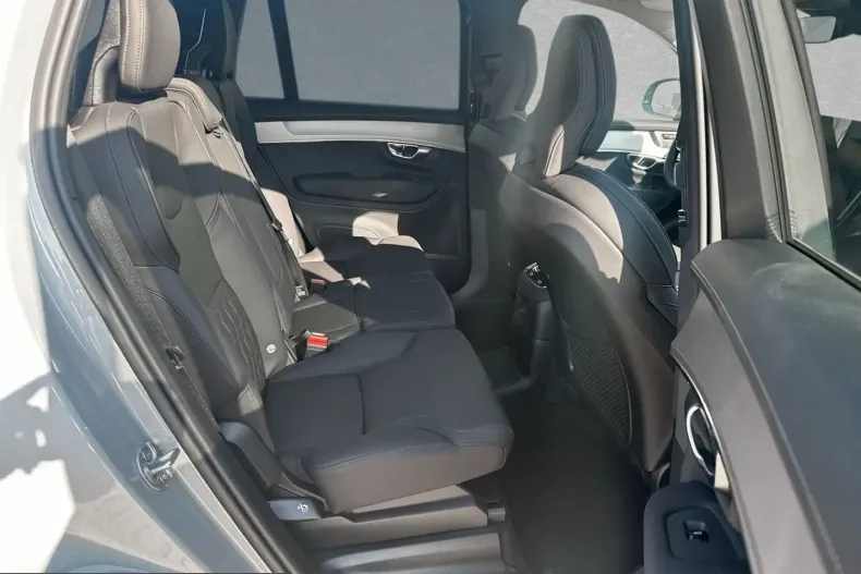 Volvo XC90 din 2025 cu 6.000 km - oferta VOL210310 - foto 5