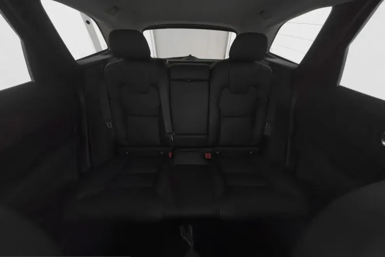Volvo XC60 din 2025 cu 22.638 km - oferta VOL210311 - foto 5