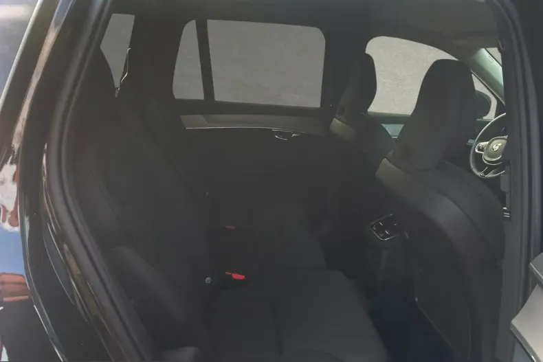 Volvo XC90 din 2025 cu 7.000 km - oferta VOL210312 - foto 5