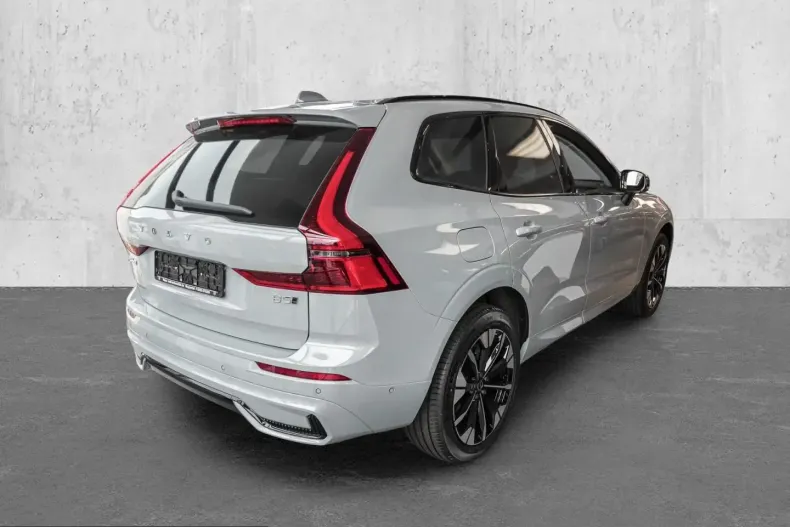 Volvo XC60 din 2025 cu 5.000 km - oferta VOL210315 - foto 2