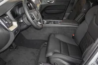 Volvo XC60 din 2025 cu 5.000 km - oferta VOL210315 - foto 11