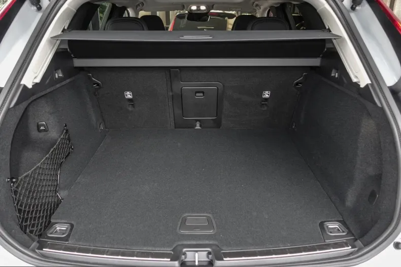 Volvo XC60 din 2025 cu 5.000 km - oferta VOL210315 - foto 16