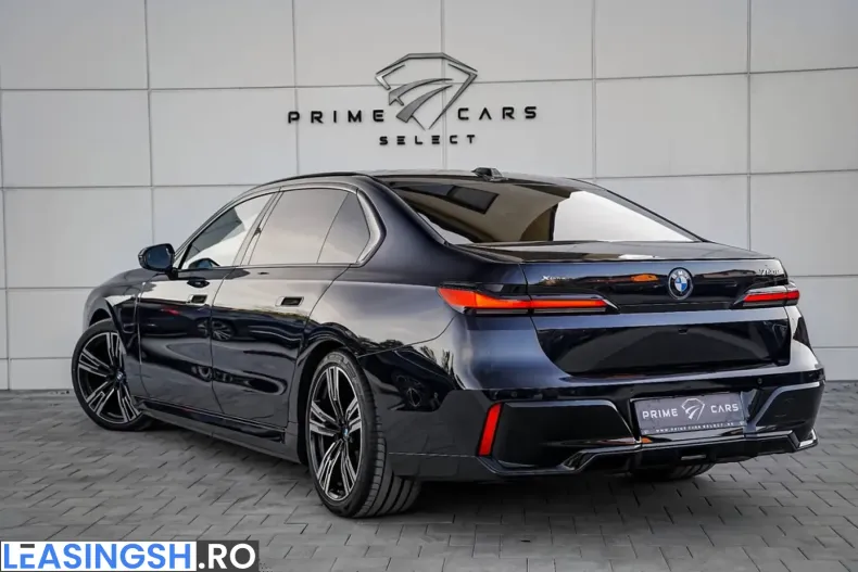 BMW 750 (Seria 7) din 2025 cu 5.300 km - oferta BMW210316 - foto 4