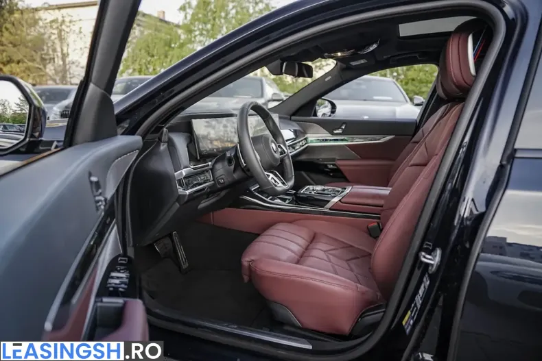 BMW 750 (Seria 7) din 2025 cu 5.300 km - oferta BMW210316 - foto 16