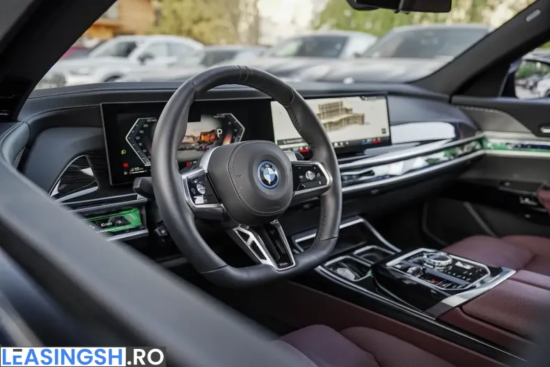 BMW 750 (Seria 7) din 2025 cu 5.300 km - oferta BMW210316 - foto 27
