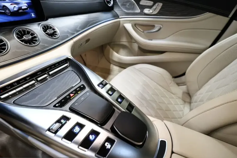 Mercedes-Benz AMG GT (Clasa GT) din 2025 cu 6.117 km - oferta MER210323 - foto 19