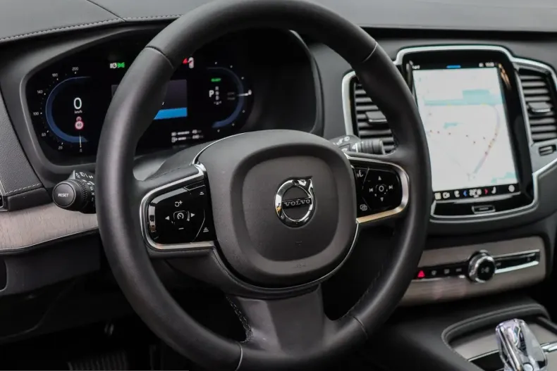 Volvo XC90 din 2024 cu 28.600 km - oferta VOL210330 - foto 10