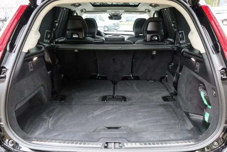 Volvo XC90 din 2024 cu 28.600 km - oferta VOL210330 - foto 11