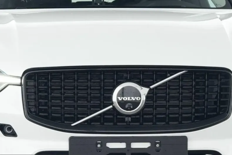 Volvo XC60 din 2025 cu 26.679 km - oferta VOL210334 - foto 4