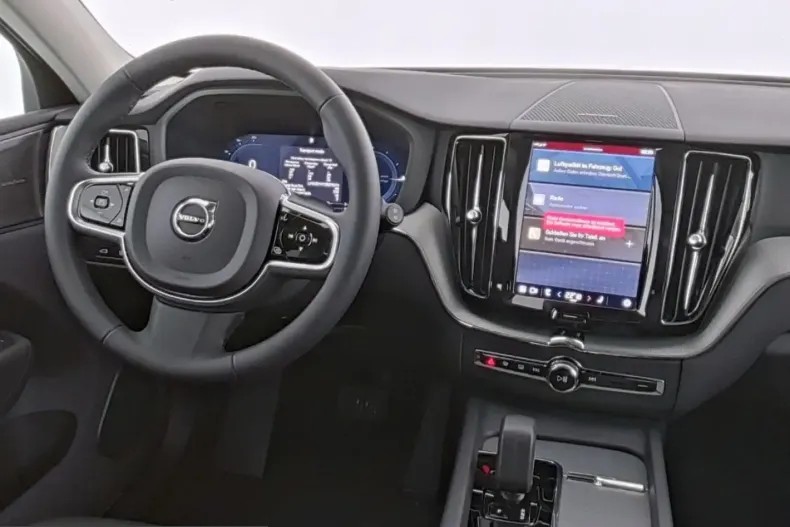 Volvo XC60 din 2025 cu 26.679 km - oferta VOL210334 - foto 8
