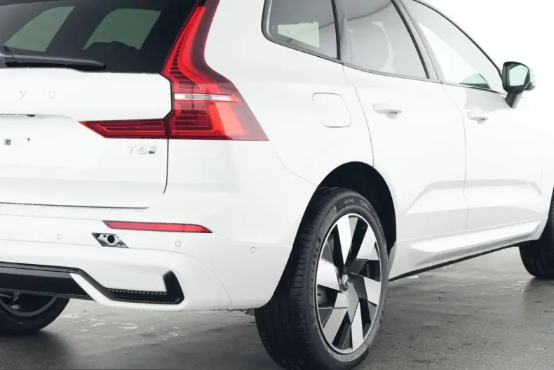 Volvo XC60 din 2025 cu 26.679 km - oferta VOL210334 - foto 11